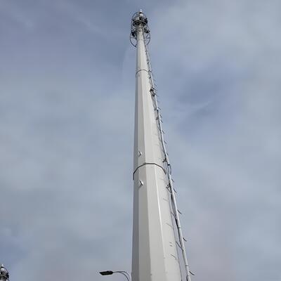 20 28 36 メートル景観に優しいモノポール管状亜鉛メッキ屋外 5 グラム 4 グラム電子レンジ都市景観通信マスト