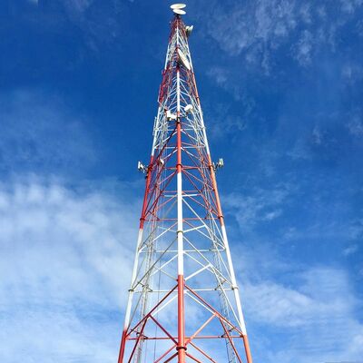 42 メートル 53 メートル 65 メートル 72 メートルの駅の入り口のためのフランジ接続 3 管テレコム タワー