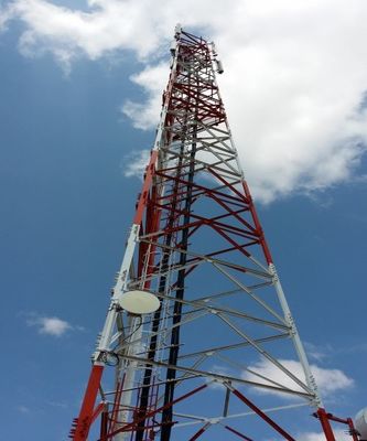 30 40 50 メートル ラジオ 3 脚 角型鉄塔 5G ネットワーク ガルバン化マイクロ波通信塔