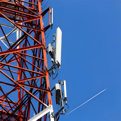 30m 通信用の自己支え網塔 角鋼製のGSM塔