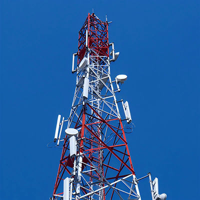 30m 通信用の自己支え網塔 角鋼製のGSM塔