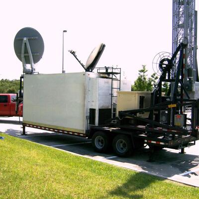 屋外用望遠鏡式電熱鋼 15 20 30M 5G 4G Wifi 緊急信号ブースター通信塔