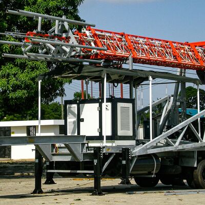 望遠鏡式管状電熱鋼 自立型 15 20 25M 5G 4G Wifi 屋外通信塔