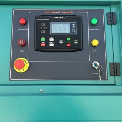 通信および照明タスク向けのパフォーマンスを提供する、垂直偏差1000分の1未満のヘビーデューティ伸縮タワー