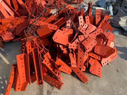 ワイヤレス通信用 高性能5G無線 4脚角型アンテナタワー