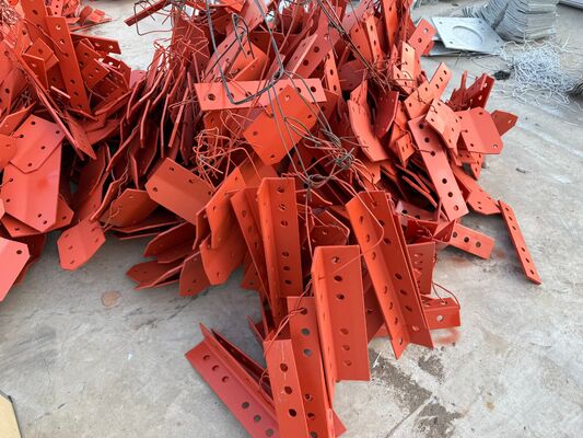 5GおよびWi-Fiインターネット接続設計用の亜鉛メッキ4脚角鋼格子塔