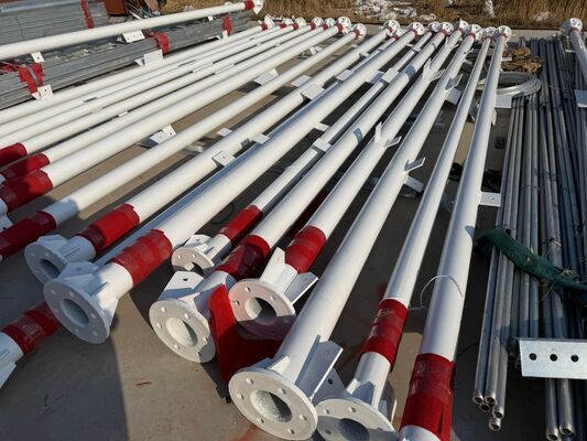 27M 強力な3脚管型鉄塔,ASTM A36 と A572 Gr50 鉄鋼グレードで,通信とマイクロ波通信塔