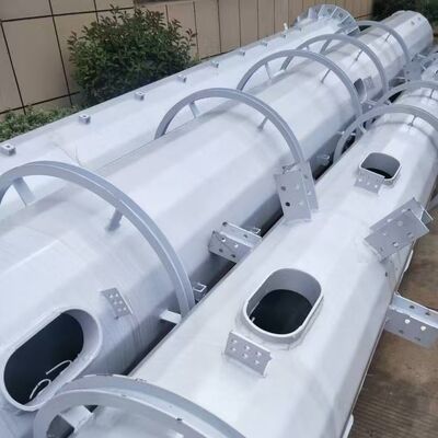 15M のダウンタウンの商業地区のための熱いすくいの電流を通されたモノポール タワーの内部クライマー