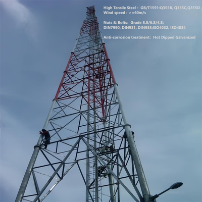 溶融亜鉛メッキを施したGSM/LTE信号基地局用50Mの費用対効果の高い3本脚管状格子鋼製通信タワー、耐用年数30年
